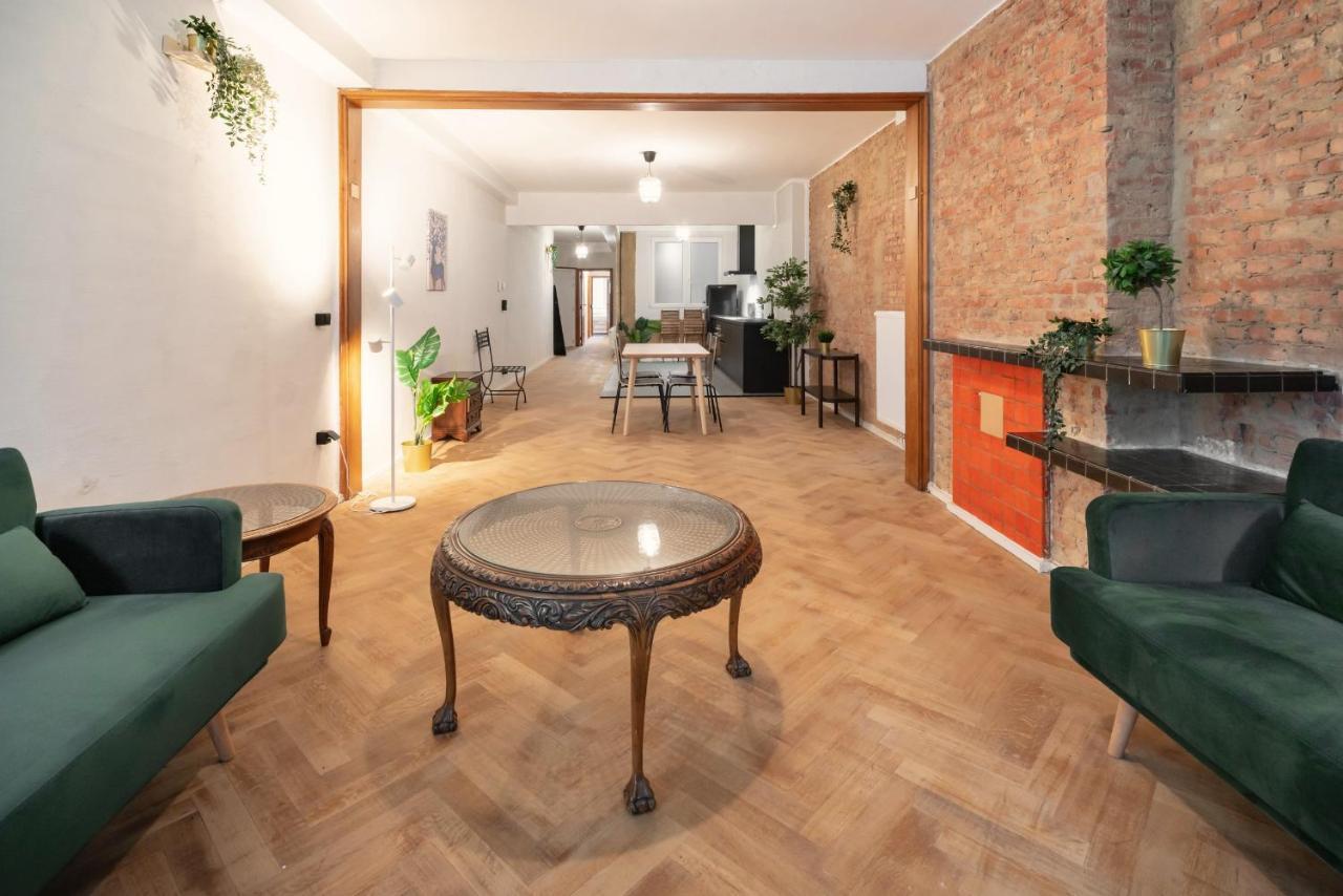Apartment City Center Two-bedroom